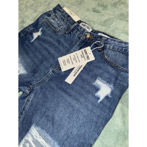 NWT Skinny Fries Denim Mom Jeans Size 11 - Picture 3 of 9